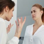 10 phrases à retenir lorsque quelqu’un est impoli avec vous